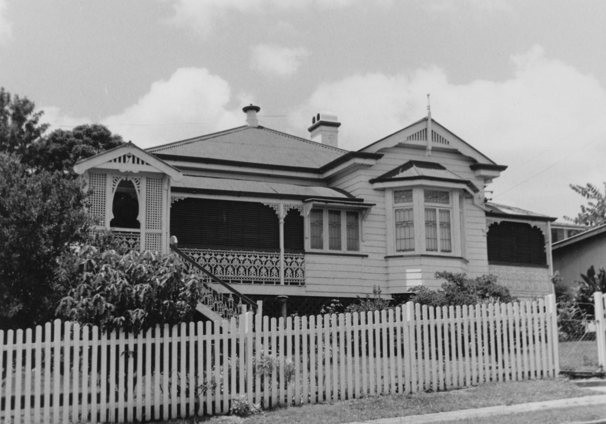 B&W image of house in Clayfield/Wooloowin