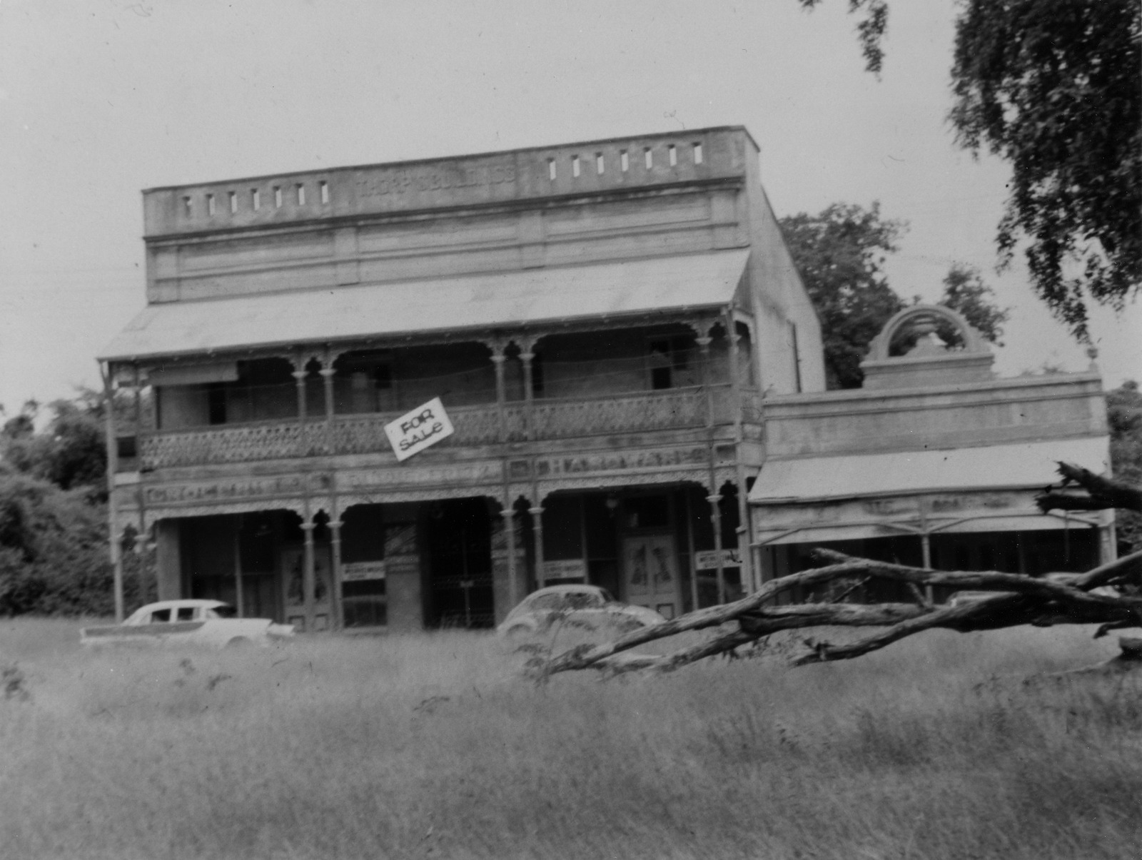 Thorp’s Building in Ravenswood, 1968 