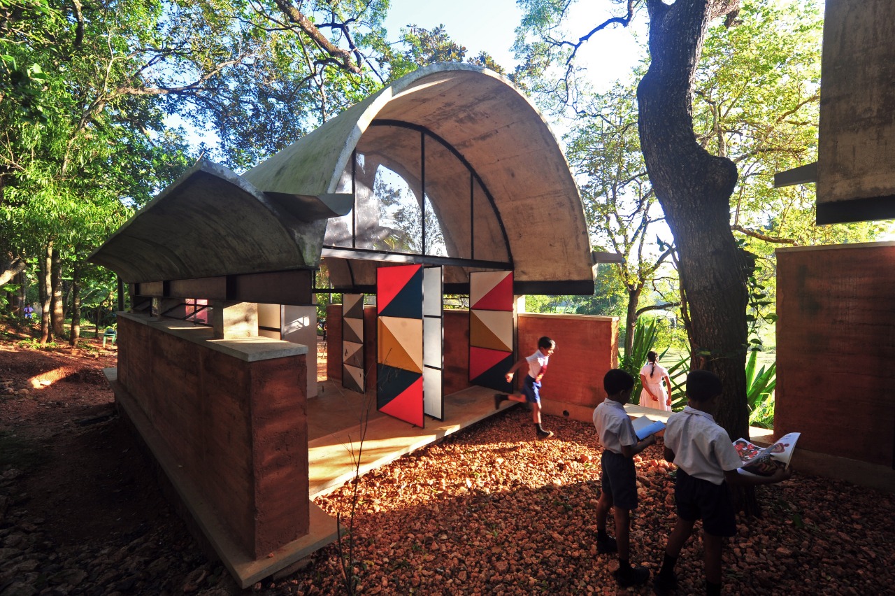 Primary school in Dewahuwa by RAW architects Primary school in Dewahuwa by RAW architects