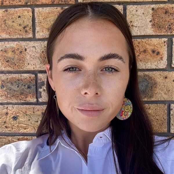 Sophie Brennan headshot