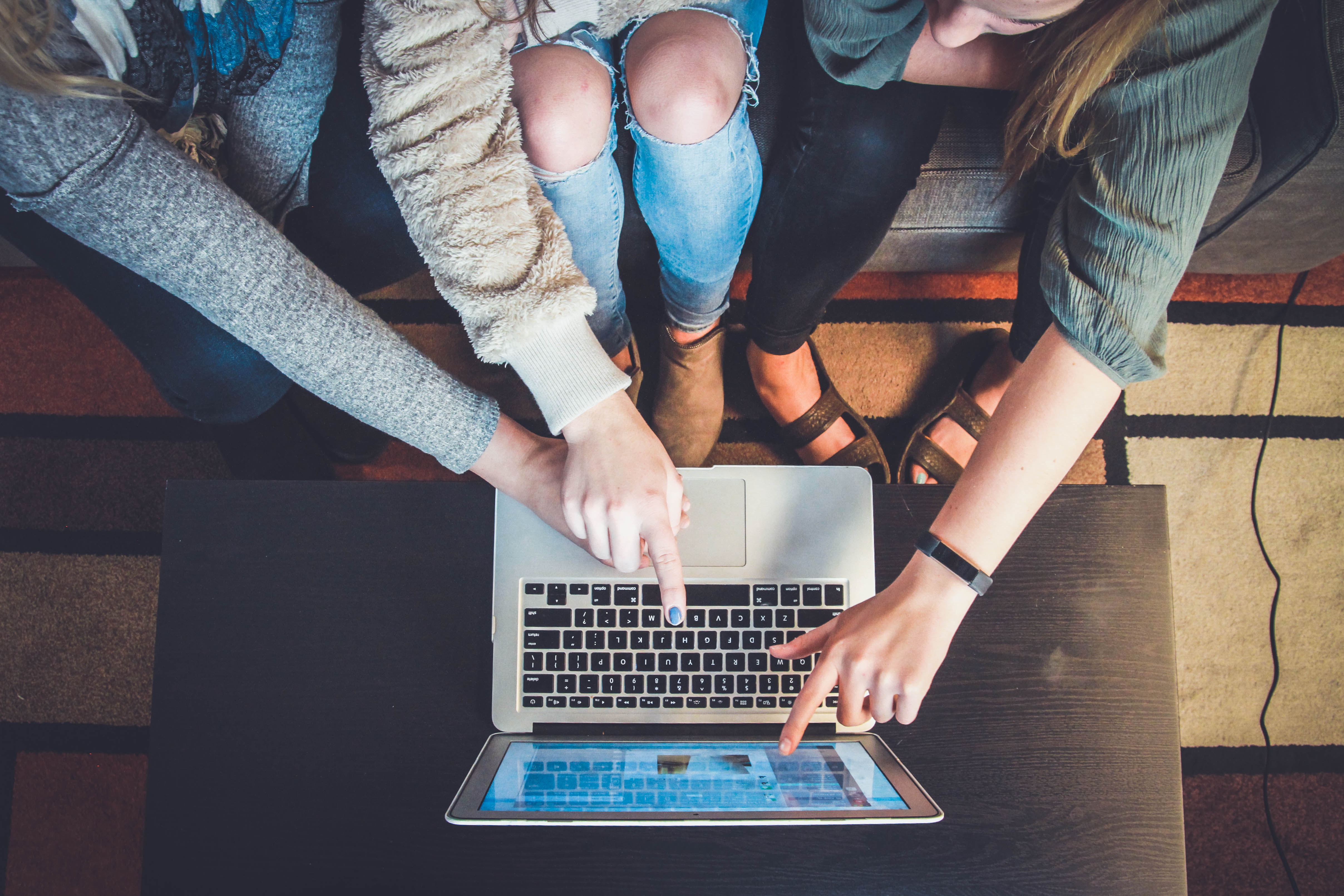 collaboration on computer