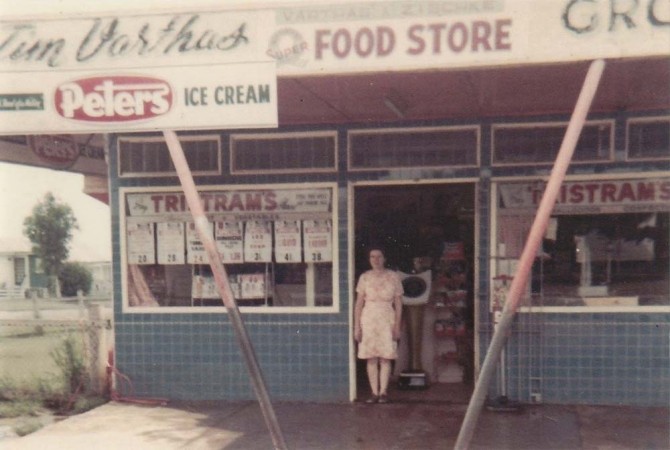 Greek cafe and cafe owner in Queensland.