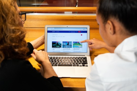 Student and teacher using Curriculum Connect website