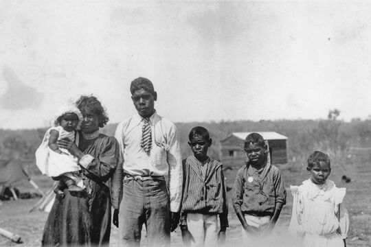 A First Nations family with four children at Cherbourg in 1911