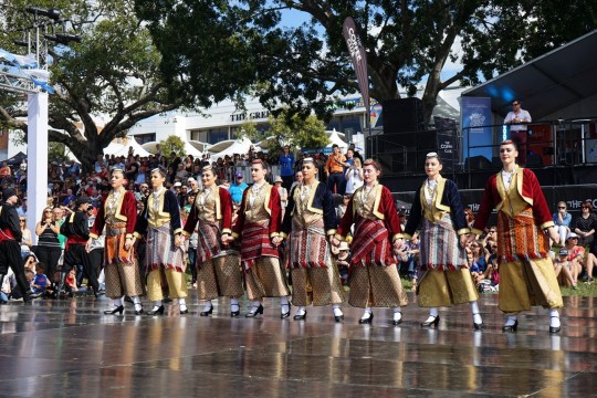 Brisbane crowds enjoy Greek culture and dancing as part of the Paniyiri Greek Festival which is one of Queensland’s largest multicultural festivals held in Brisbane each year.   Image 29879 – 0006-0036