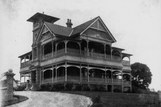 Home, also known as Lamb House [architect A.B. Wilson], Kangaroo Point, Brisbane, c.1904.