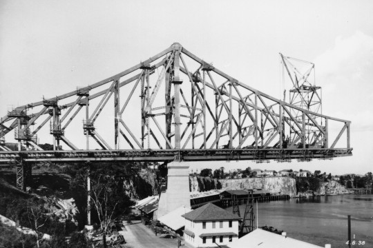 Black and white image from 1938 of the Brisbane Story Bridge under construction