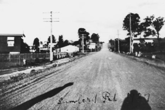 View along unsealed road Mitchelton Brisbane 1927John Oxley Library State Library of Queensland Image No 16226