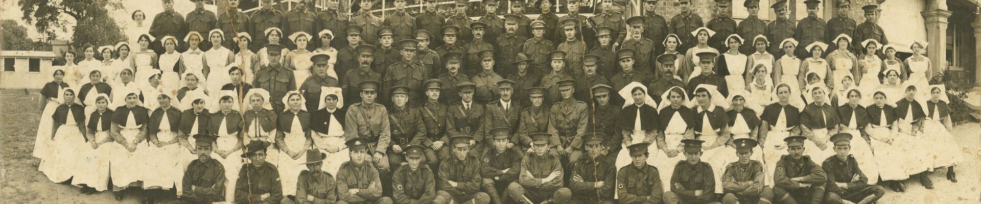 World War 1 Medical & Nursing Staff 29250 Panorama of Medical and Nursing Staff during World War 1 at Yungaba Kangaroo Point Military Hospital 1917