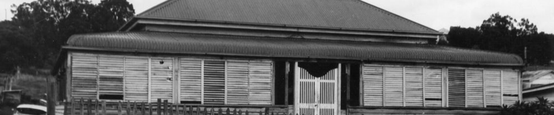 Corley House Photo 6169-1097-0002 Image of Queenslander house with car in driveway c1960-70