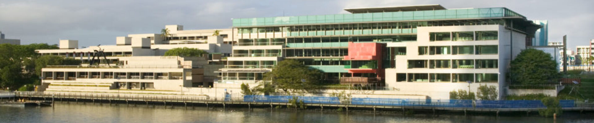 Alternative view of State Library of Queensland building State Library of Queensland building