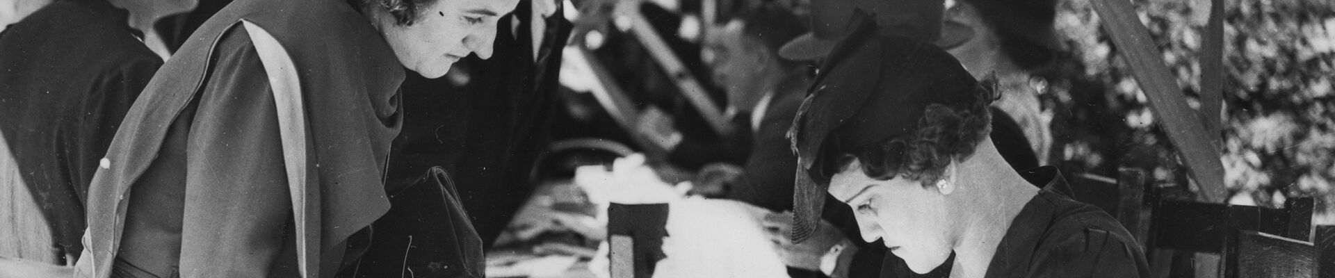 Voting in Brisbane 1937