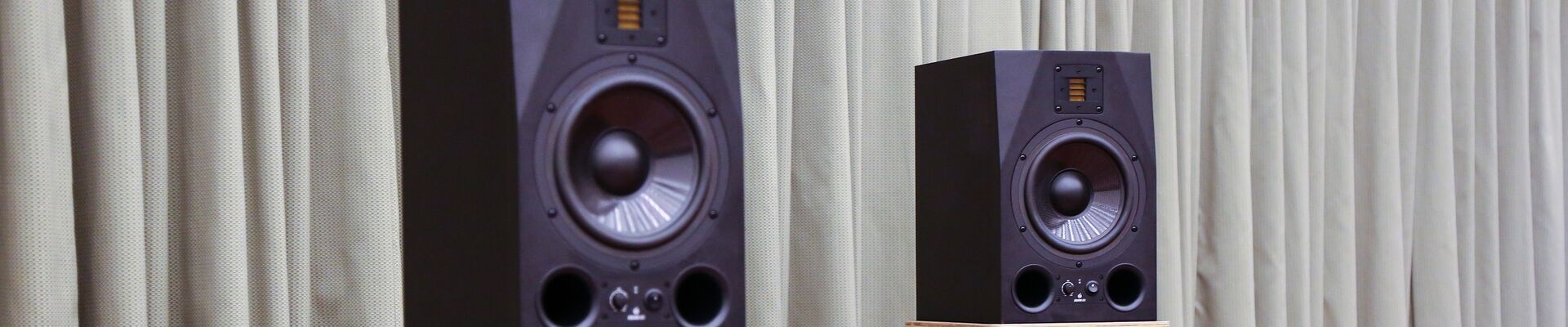 Bespoke speaker stands Bespoke speaker stands with speakers