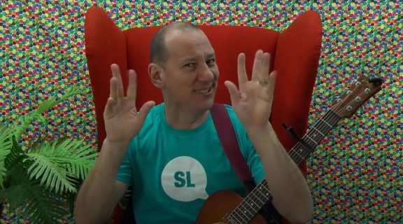Tim Jackman sings for Rhyme Time