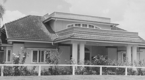 House at 26 Darvall Street, Taringa