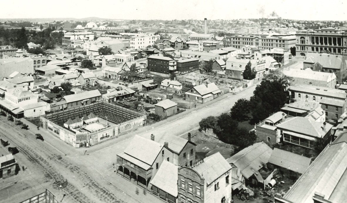 Roofless Brisbane Stadium 1914