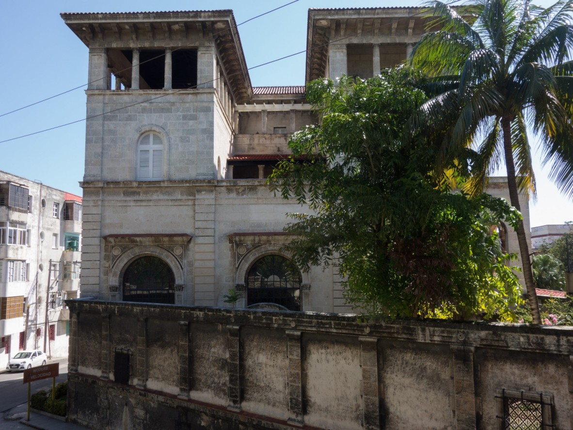 Napoleon's pistols are now held by the Museo Napoleonic, Havana, Cuba.