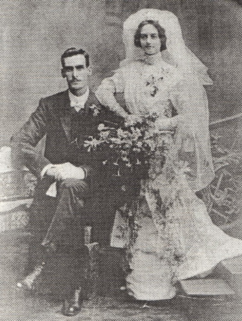 Arthur and Florence Jane Mott Petfield Sir Arthurs parents   Married  1 January 1912