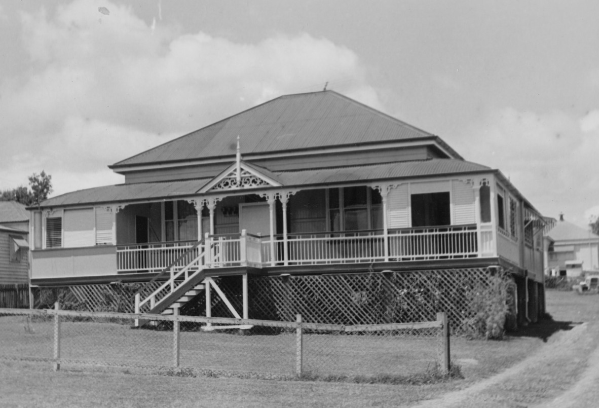 Black and white photo of Queensland home at 4 Pring St, Ipswich.