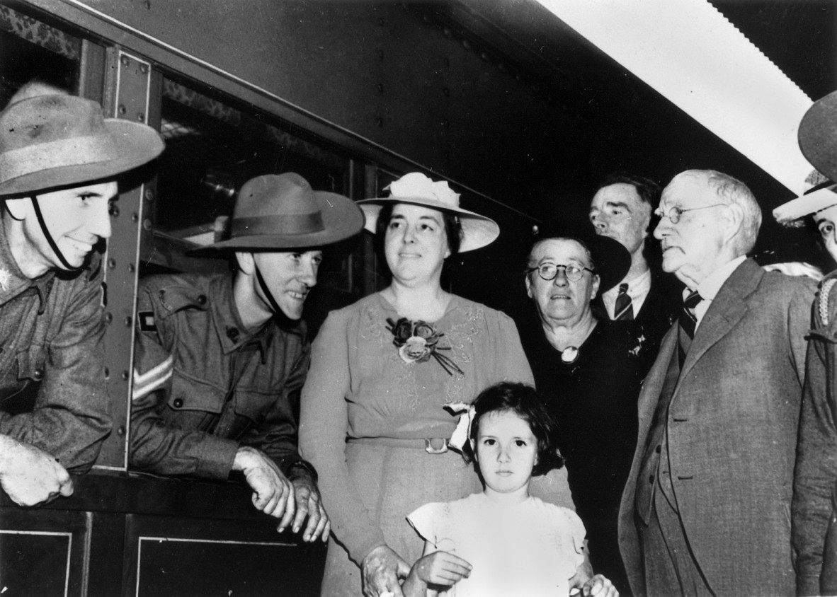 Families saying farewell to their soldiers at Brisbane