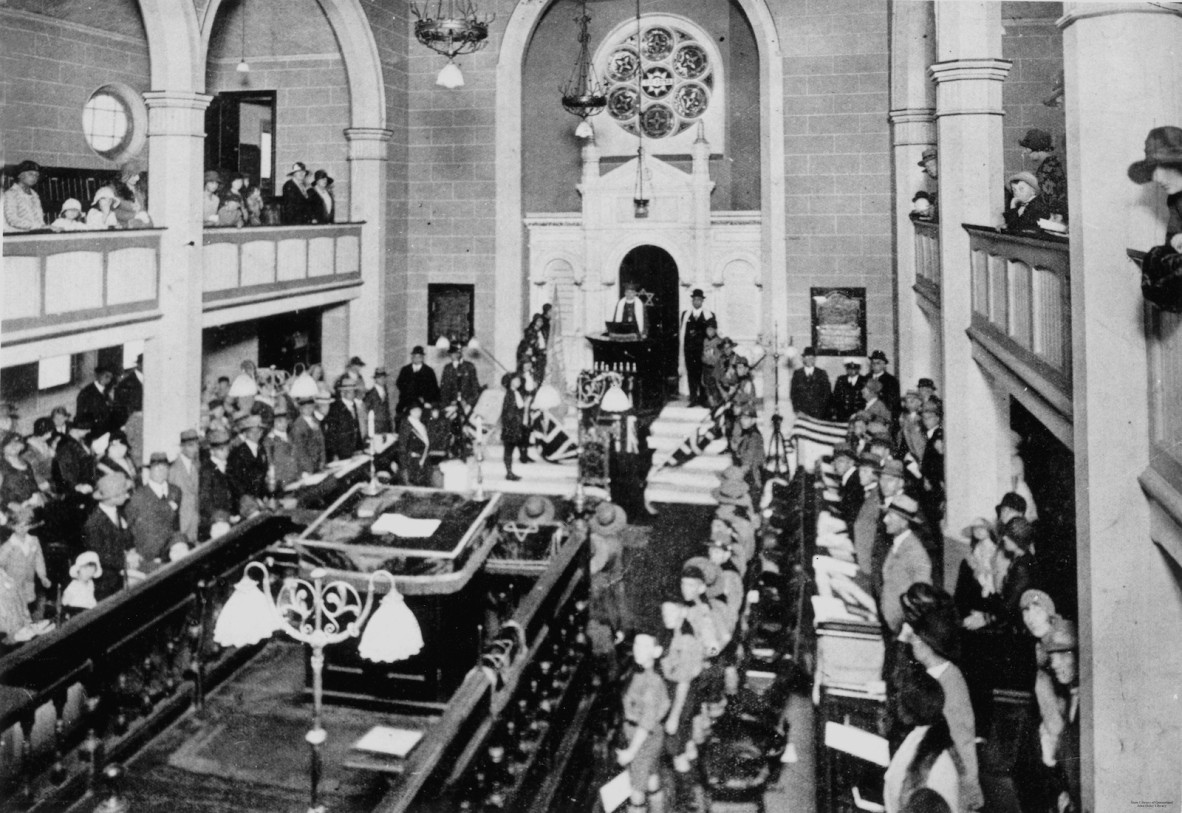Anzac Day ceremony in the Synagogue, Brisbane, 1930