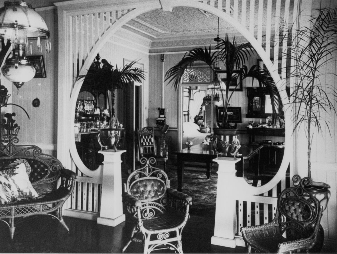 Interior of Mimosa, Hawthorne, ca. 1913.