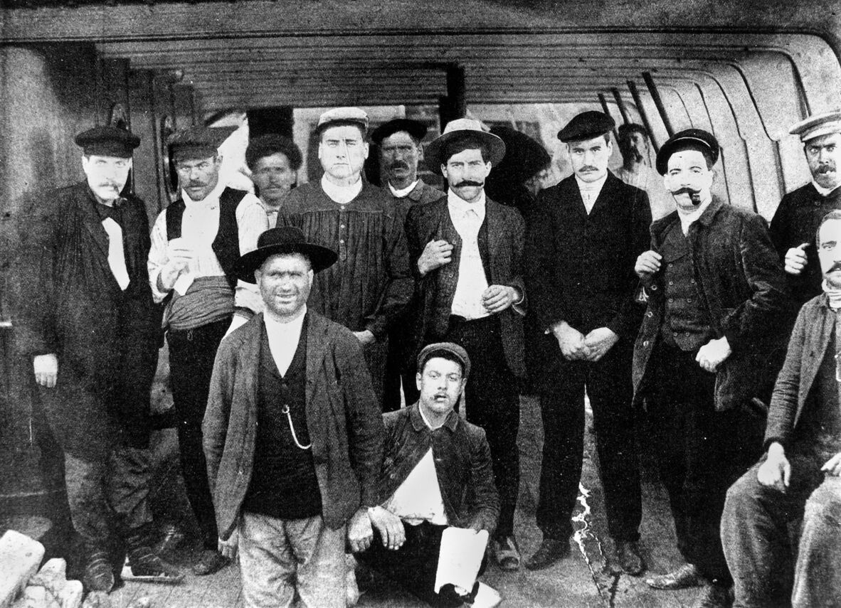 Spanish labourers imported by the Colonial Sugar Refinery Company for North Queensland plantations, 1907.
