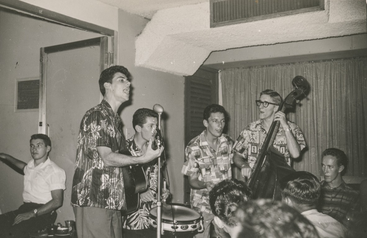 Chet Clark Trio performing at the Primitif Coffee Lounge, Brisbane