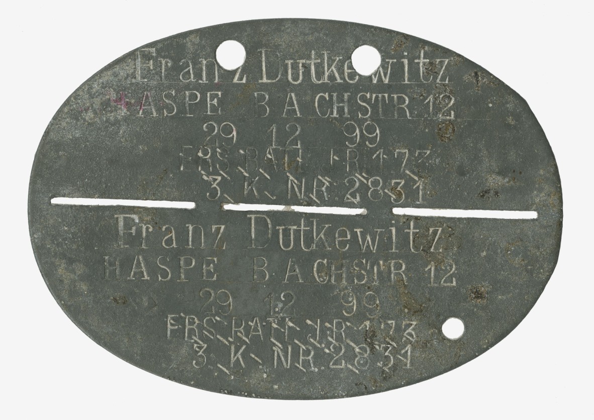 A German 1916 pattern identity disc.