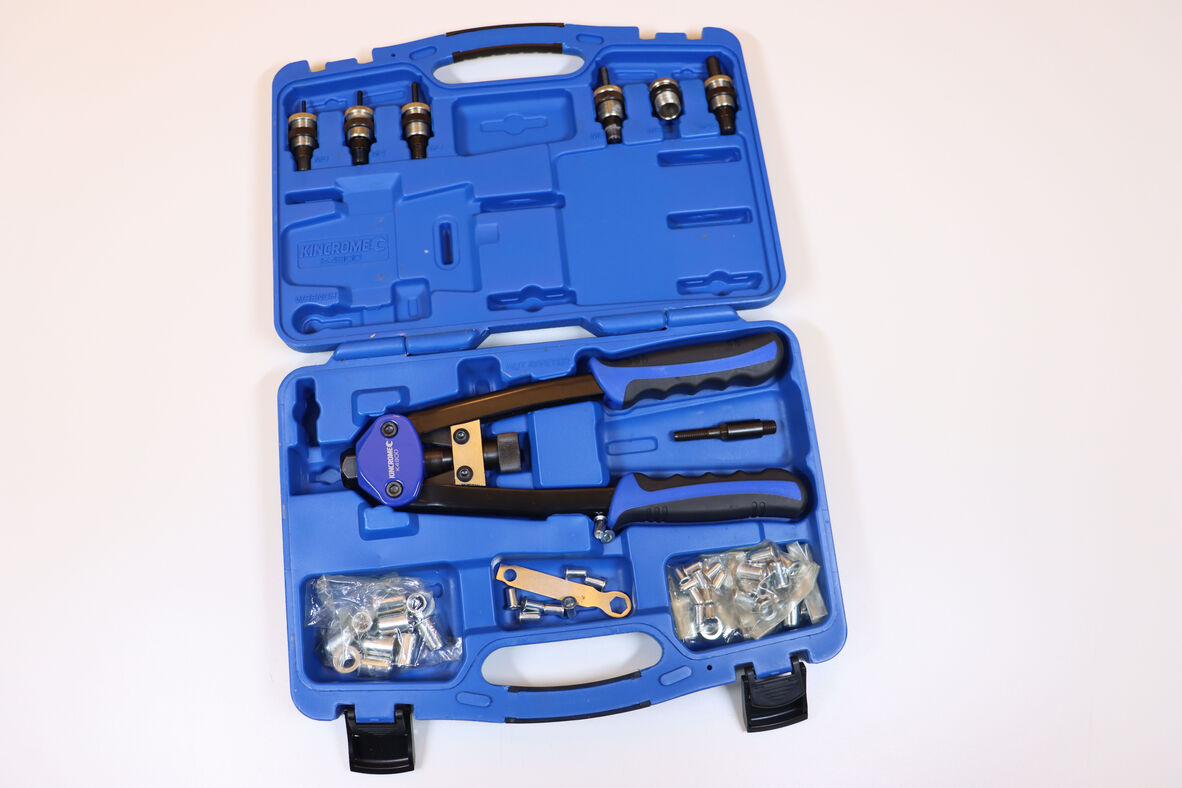 Nut Riveting Kit 