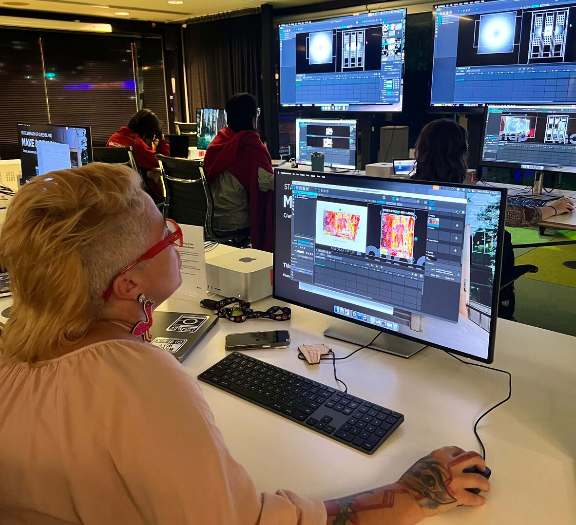 Artists explore the basics of Madmapper at the Digital Media Lab.
