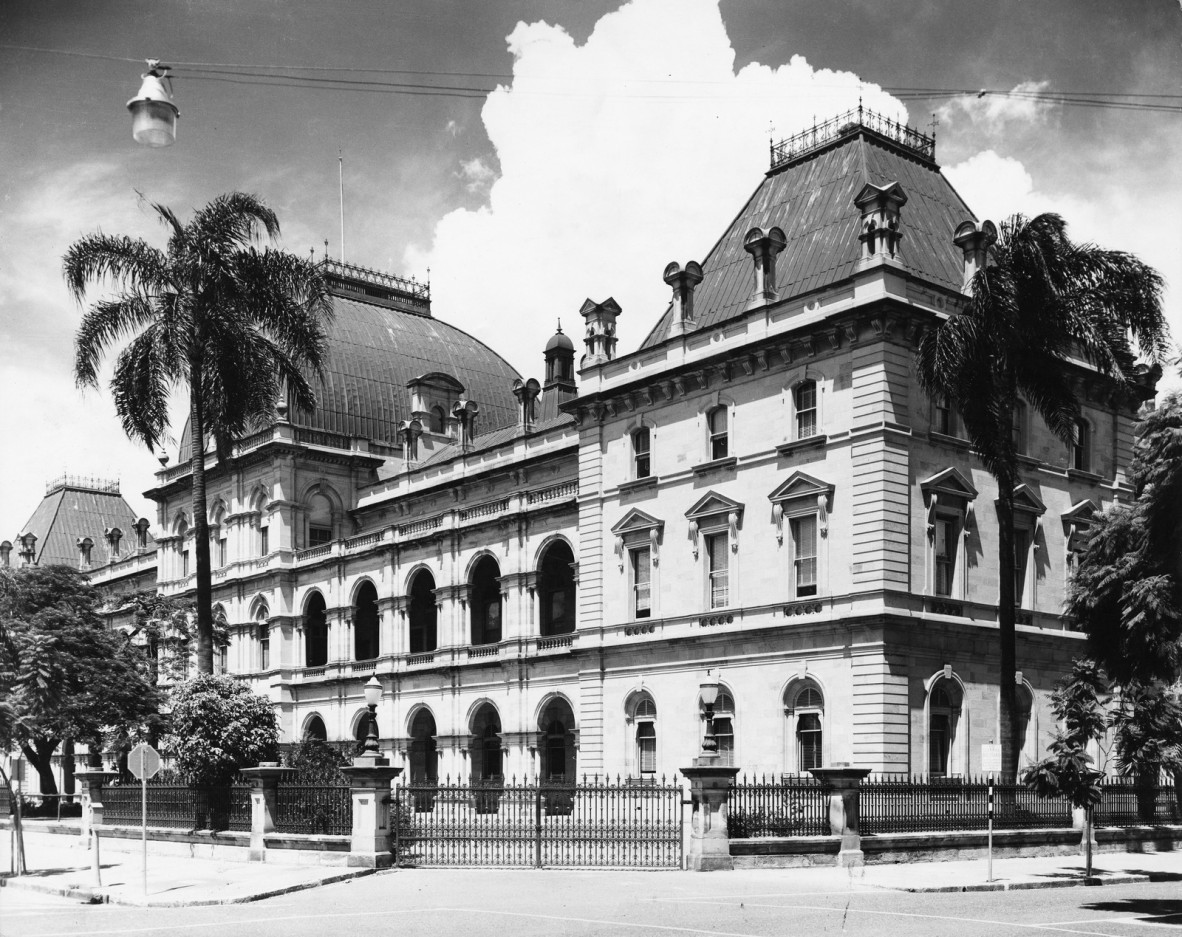 Black and white photo of Queensland Parliament House