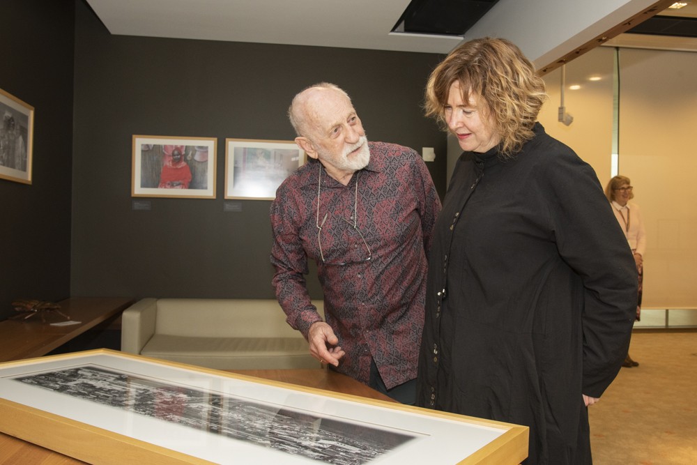 Architectural photographer Richard Stringer with State Librarian and CEO Vicki McDonald 