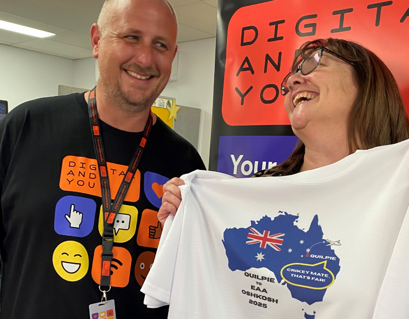 RDDO Mitch Greig and Sandra Macke at a State Library digital workshop, Quilpie