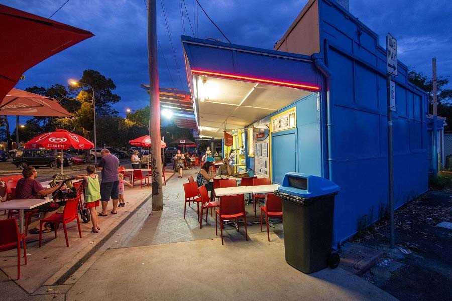 Savige's Seafoods, Bongaree, Bribie Island