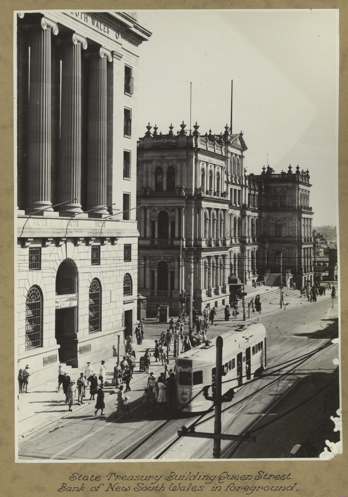 Bank of NSW in foreground ca 1938  Image No API-075-0001-0002