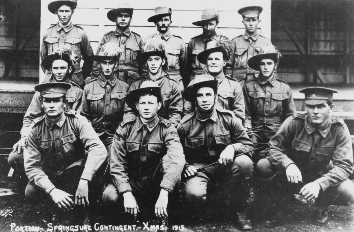 Soldiers and officers from the Springsure contingent of the Australian Imperial Force, Springsure, 1915