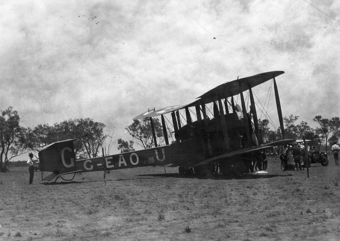 Vickers Vimy biplane bomber G-EAOU.