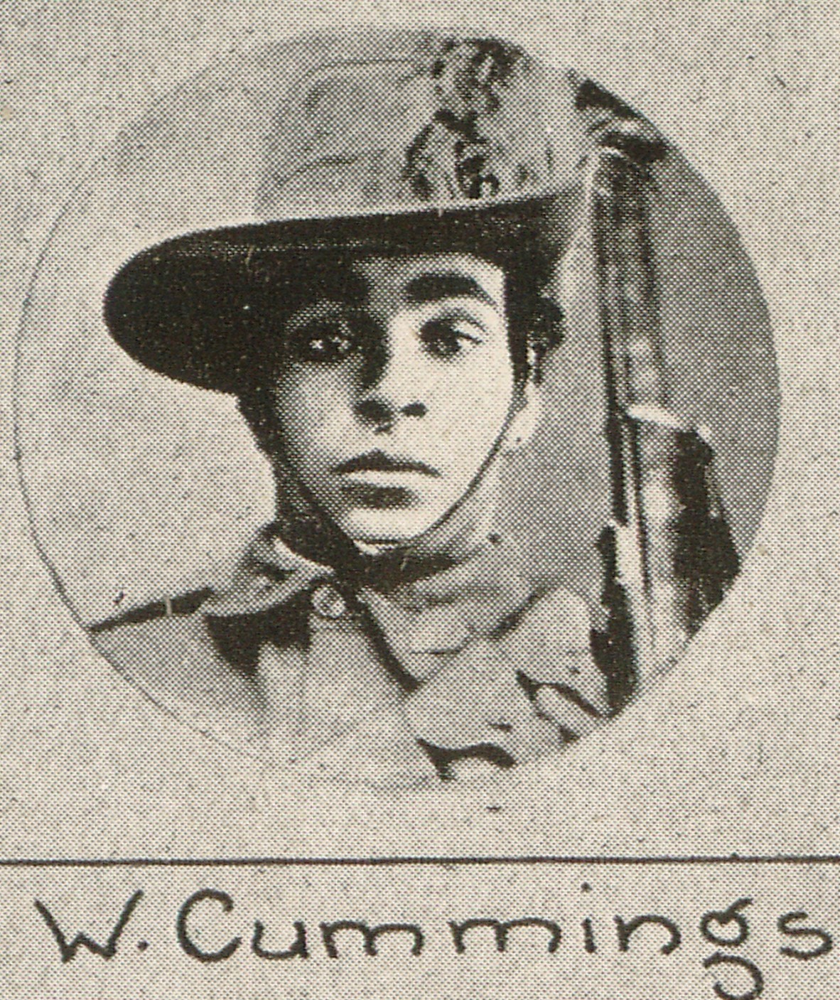 B&W head and shoulders portrait of Hirst Nations soldier in uniform, 1918.