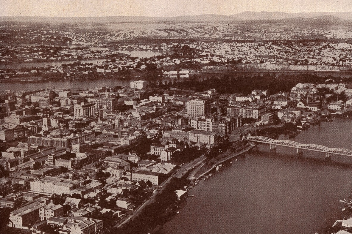 Aerial view of Brisbane and the river ca 1929