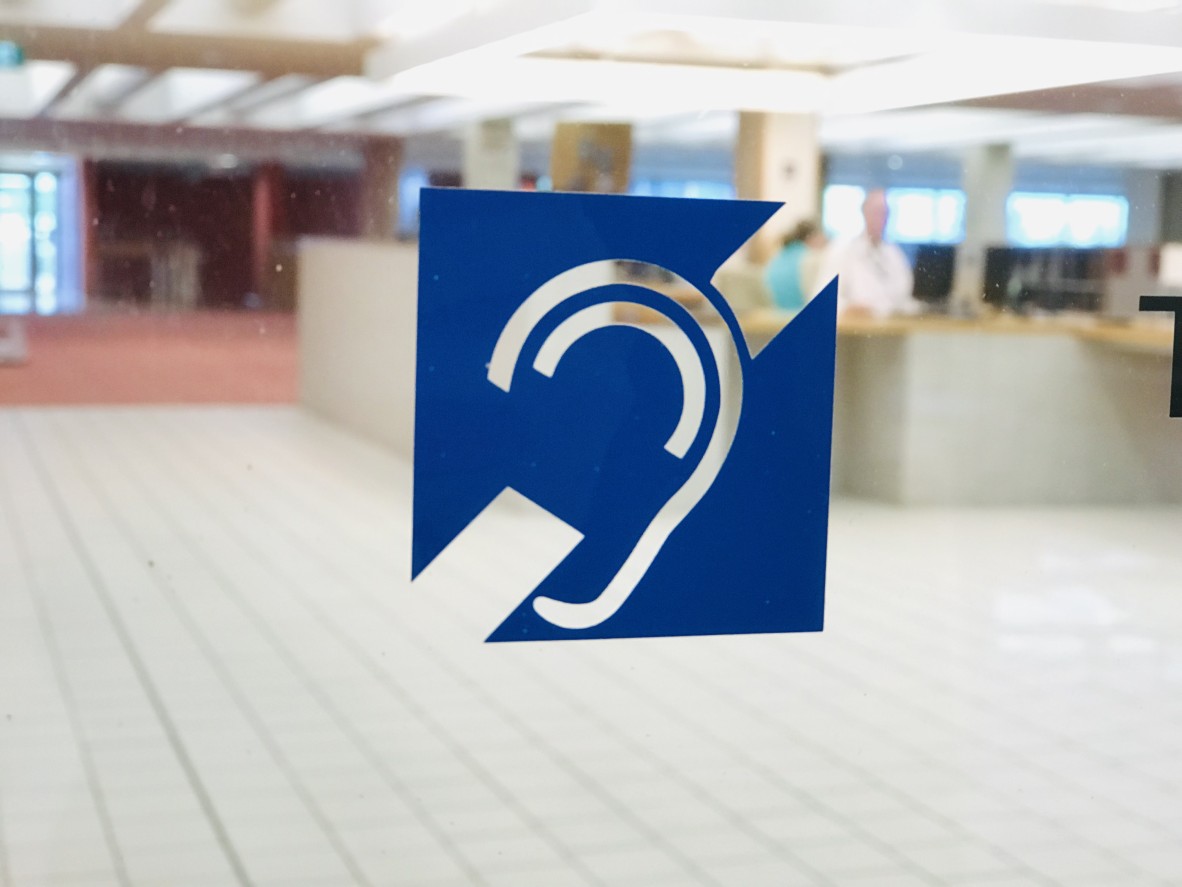 Hearing aid system symbol