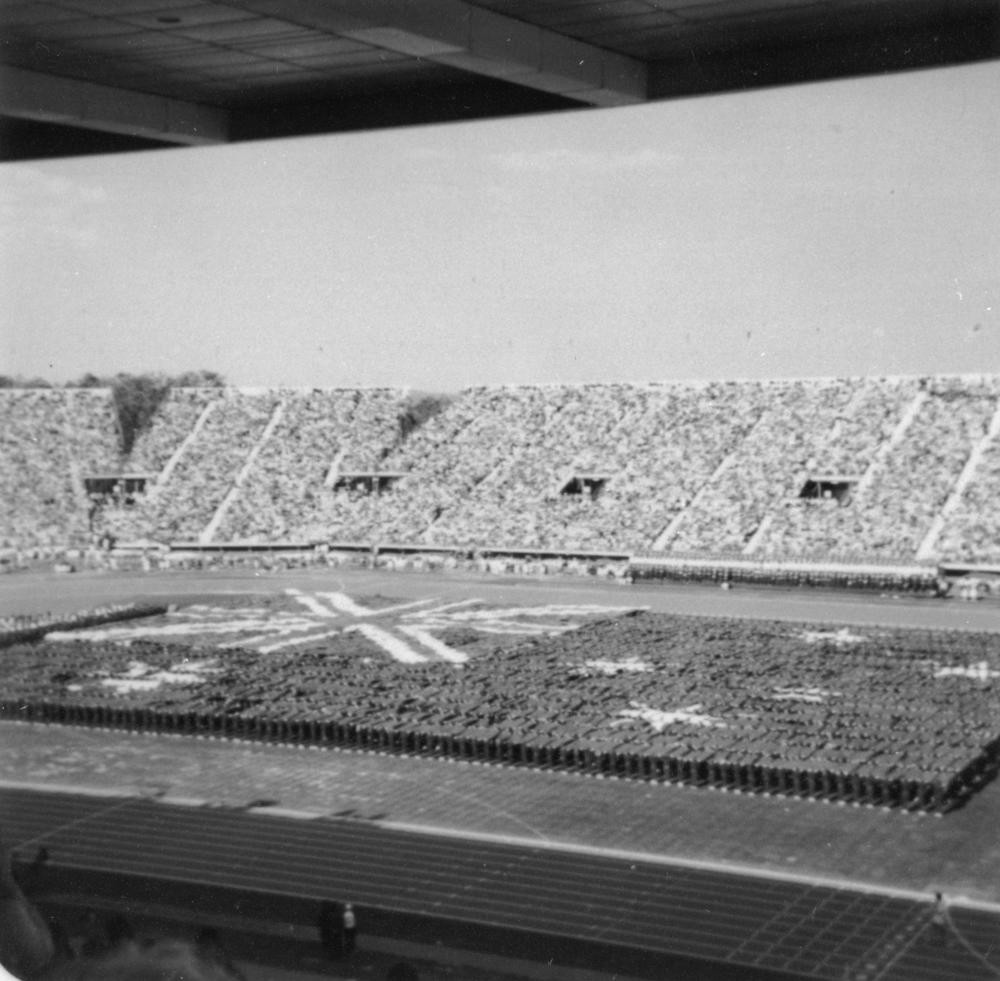 People forming the Australian flag at QEII Stadium for the Brisbane Commonwealth Games, 1982. State Library of Queensland.