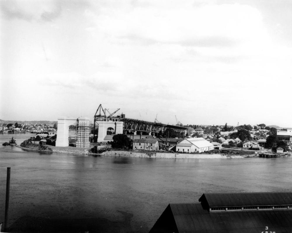 Kangaroo Point during construction of the Story Bridge Brisbane 1938
