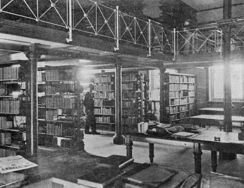 State Library of Queenslands reading room, 1902.