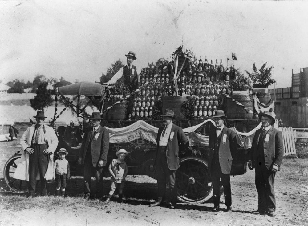 Float in the Labour Day Parade, Brisbane, Queensland, ca. 1913.