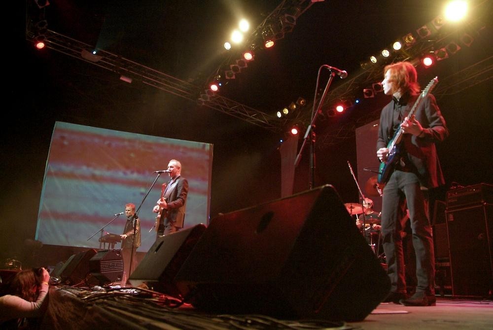 The Riptides at the Pig City Concert, Brisbane, July 2007. John Oxley Library, State Library of Queensland. Image 7336-0001-0274