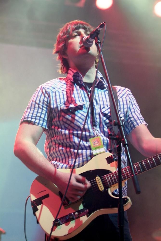 David McCormack at the Pig City Concert, Brisbane, July 2007. John Oxley Library, State Library of Queensland. Image 7336-0001-0237