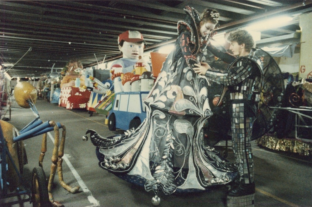 Street performers and parade floats at Expo 88 at South Bank Queensland 1988
