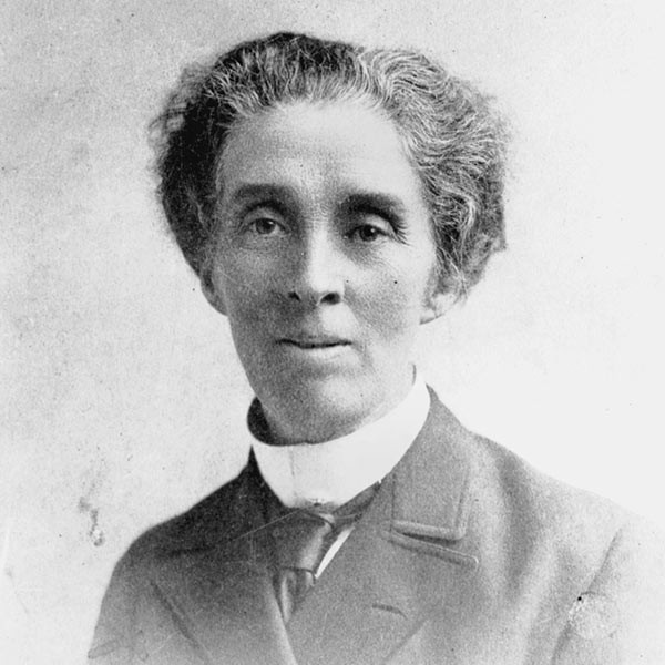 Dr. Lilian Cooper