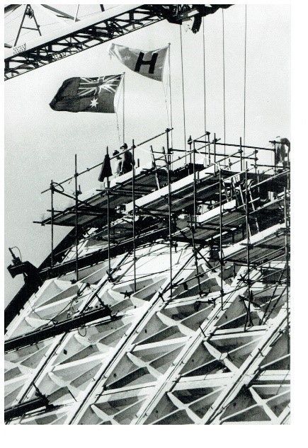 workers on scaffolding during the Sydney Opera House construction 